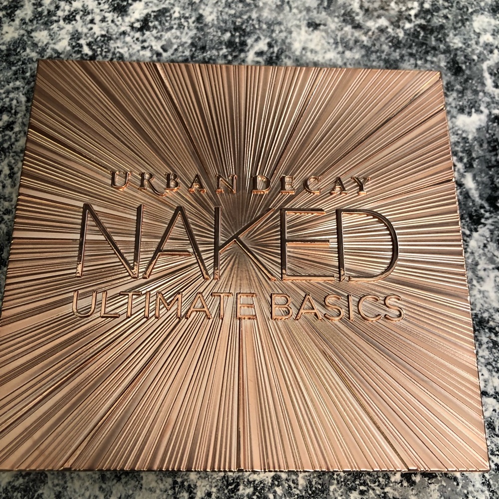 Naked Ultimate basics palette